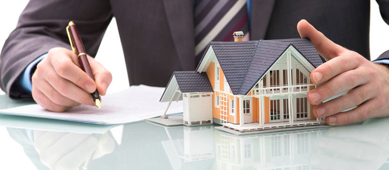 De ce să vindeți o locuință prin intermediul unei companii imobiliare???